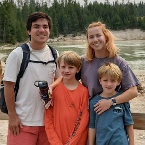 Meet your Posher, Suzanne